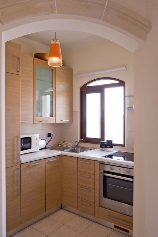 Ascot By The Sea Apartment